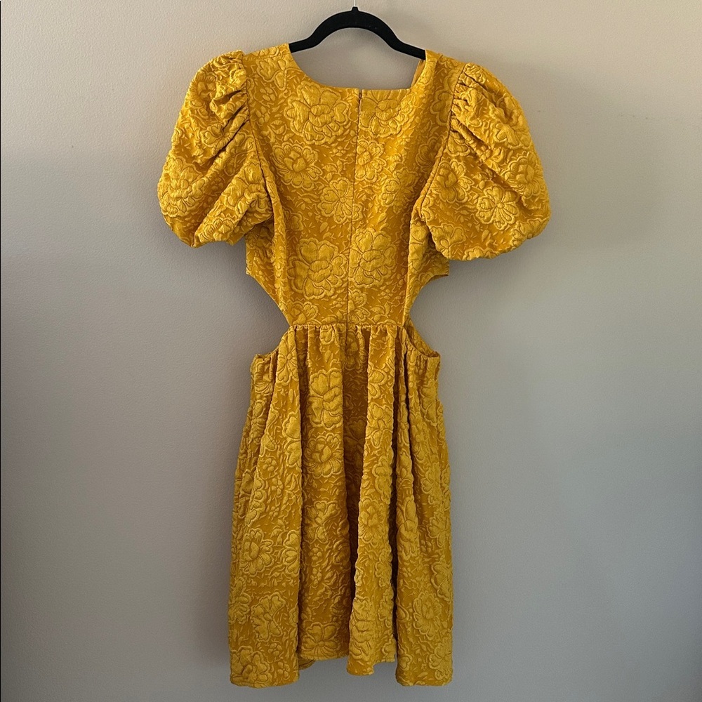 ONE33 Social Women's Yellow Jacquard Cut-Out Puff-Sleeve Mini Dress Size 6 Chic - Picture 6 of 12